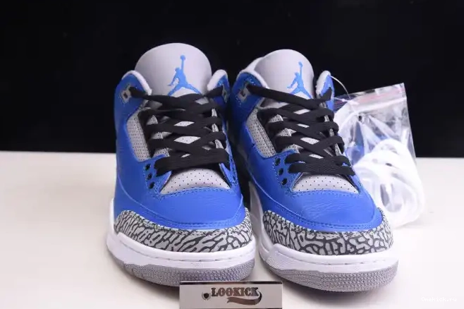 One Kick 'Varsity - Air 400 Retro Jordan 3 CT8532 Royal' 0518